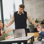 上网赌博的心理因素:为何人们沉迷于网络博彩 m2z2xra9